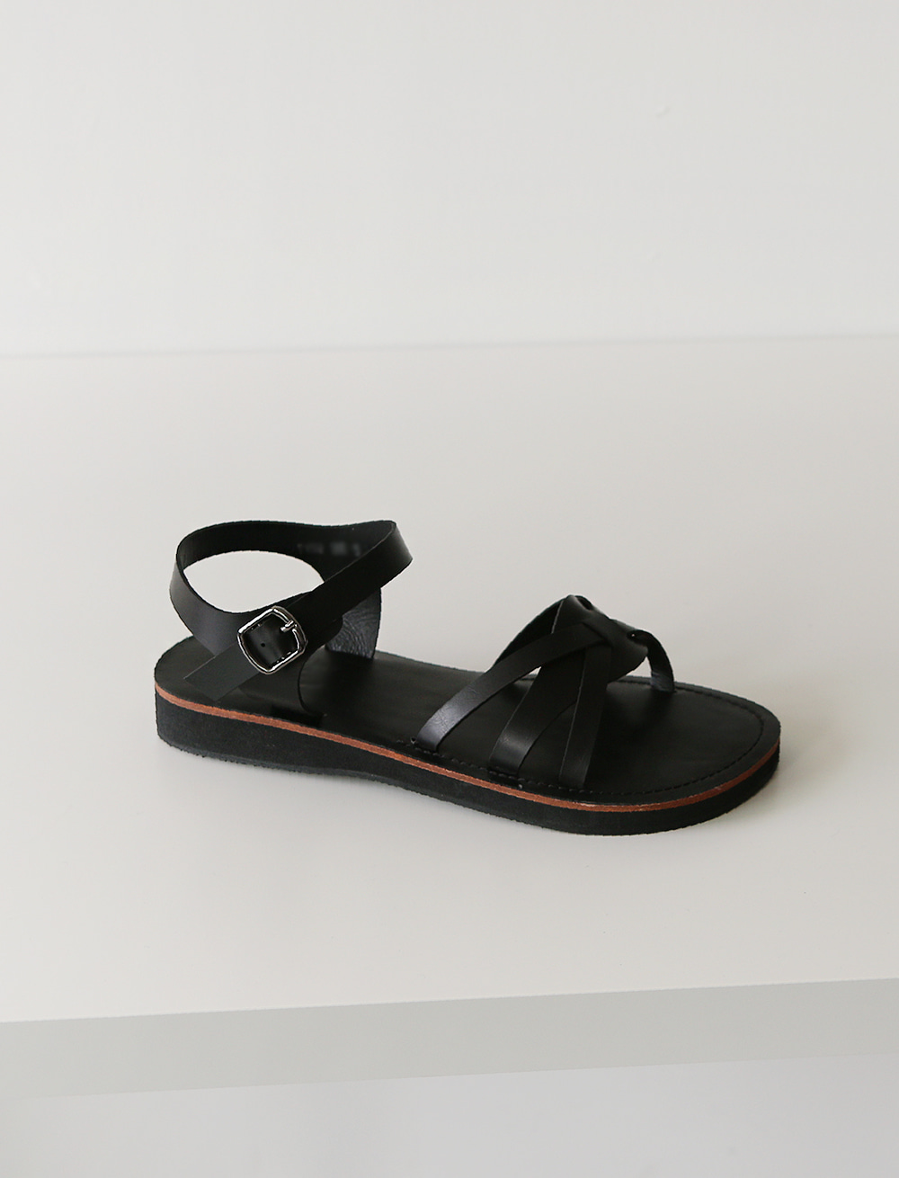 margen sandal (2c)